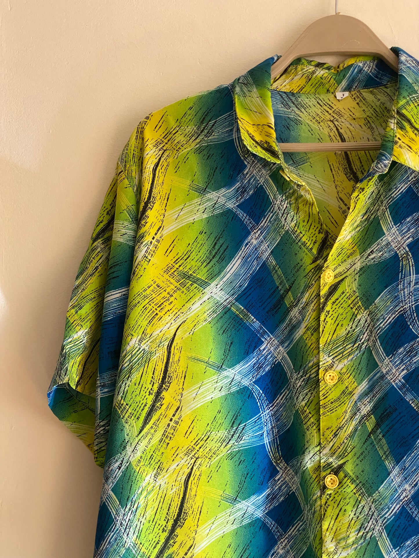 Vibrant colorful unique half sleeves summer shirt 🌊🌴