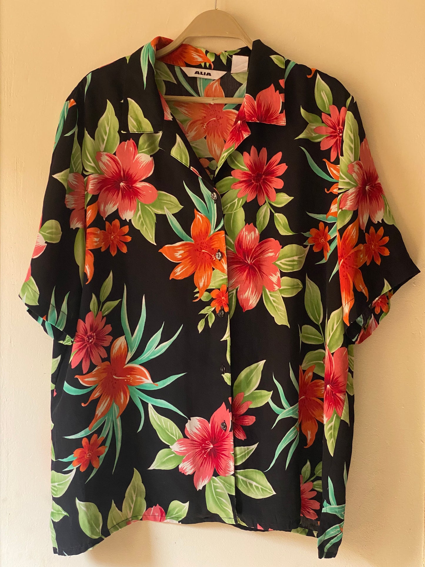 Hawaian oversized unisex shirt🌴🌸