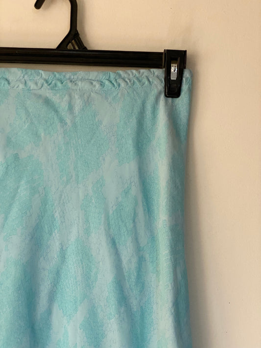 Light blue super cutr midi skirt🌥️🩵