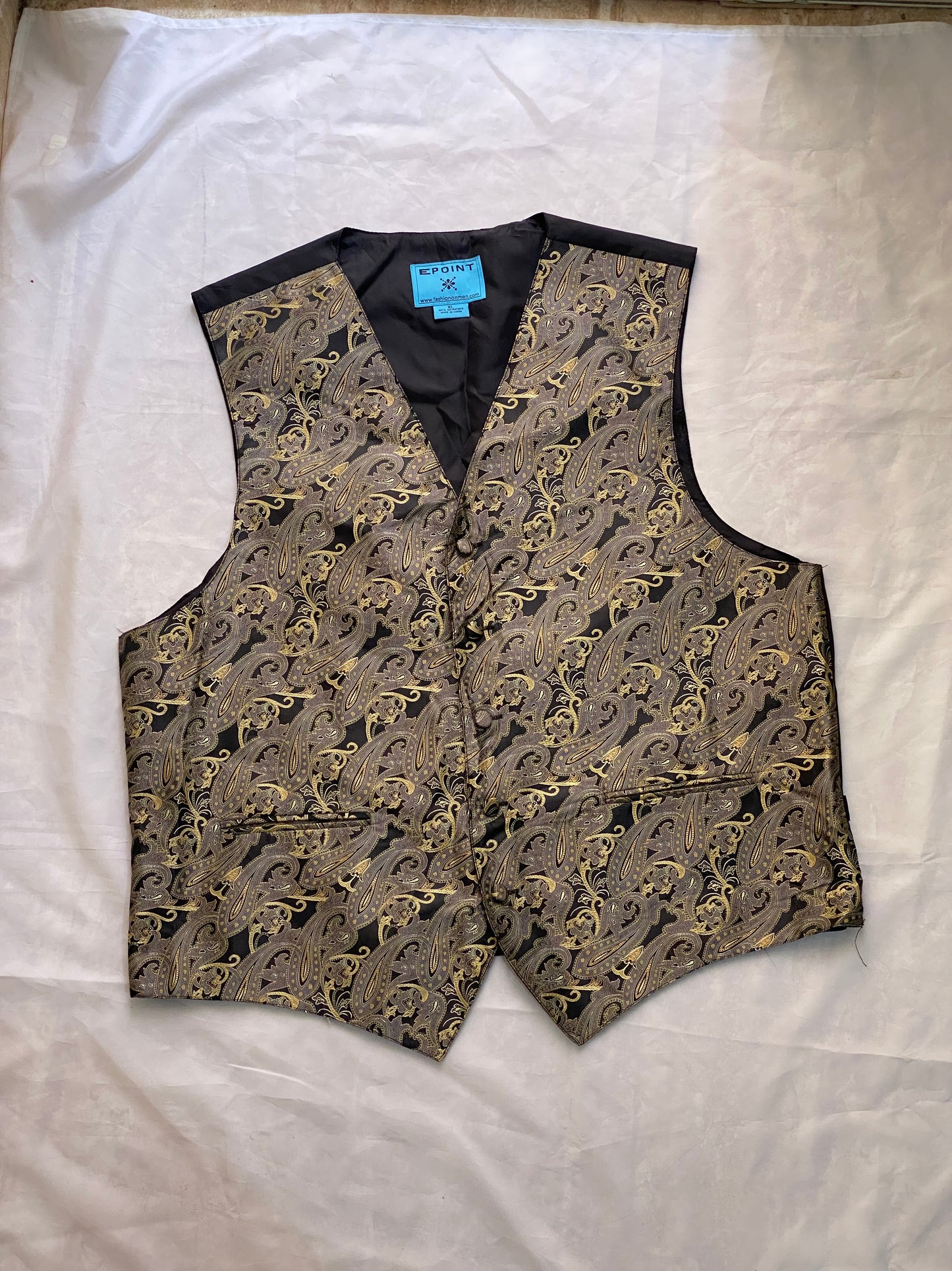 Vintage oversized unisex and unique patterned vest🌟🪶