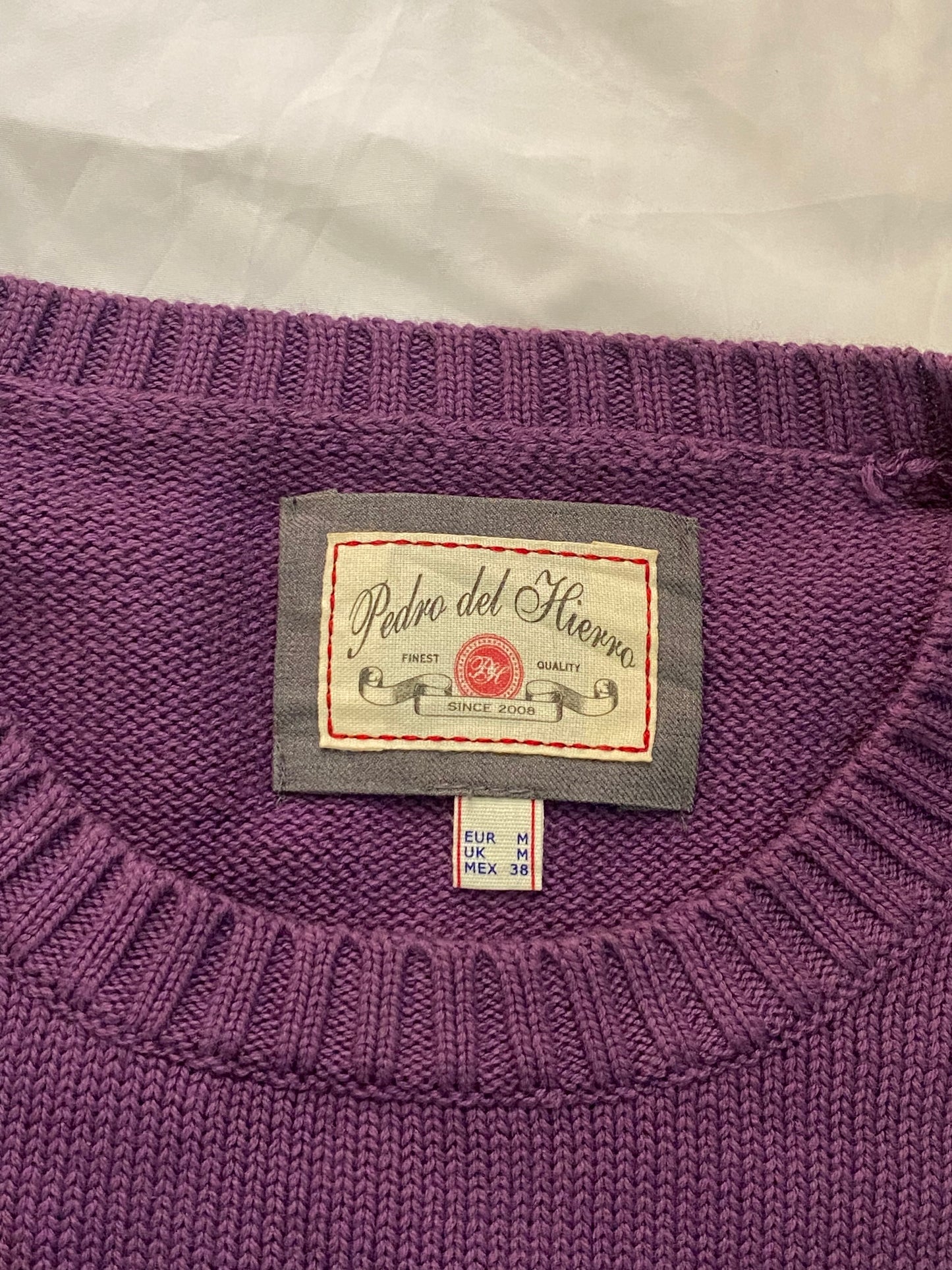 Vintage dark academia iconic purple sweater 💜🌟